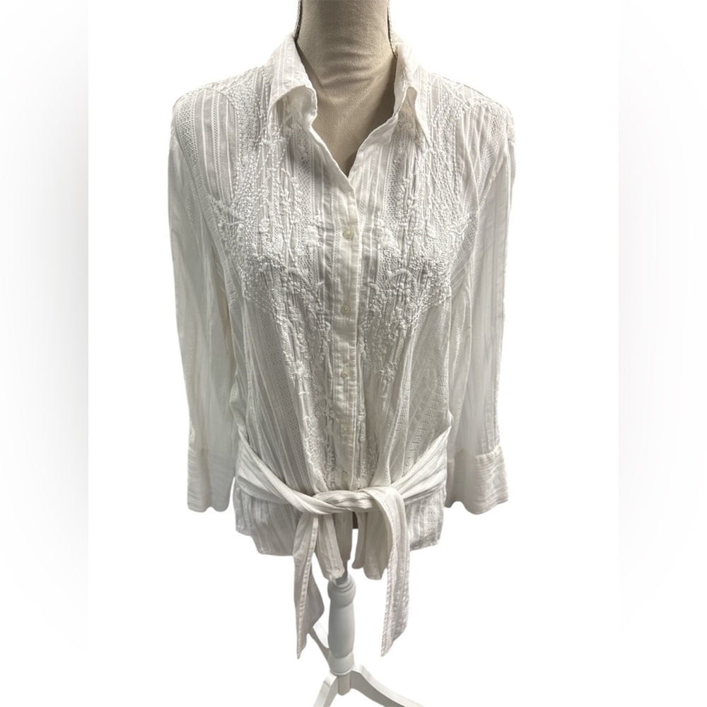 Coldwater Creek White embroidered button up